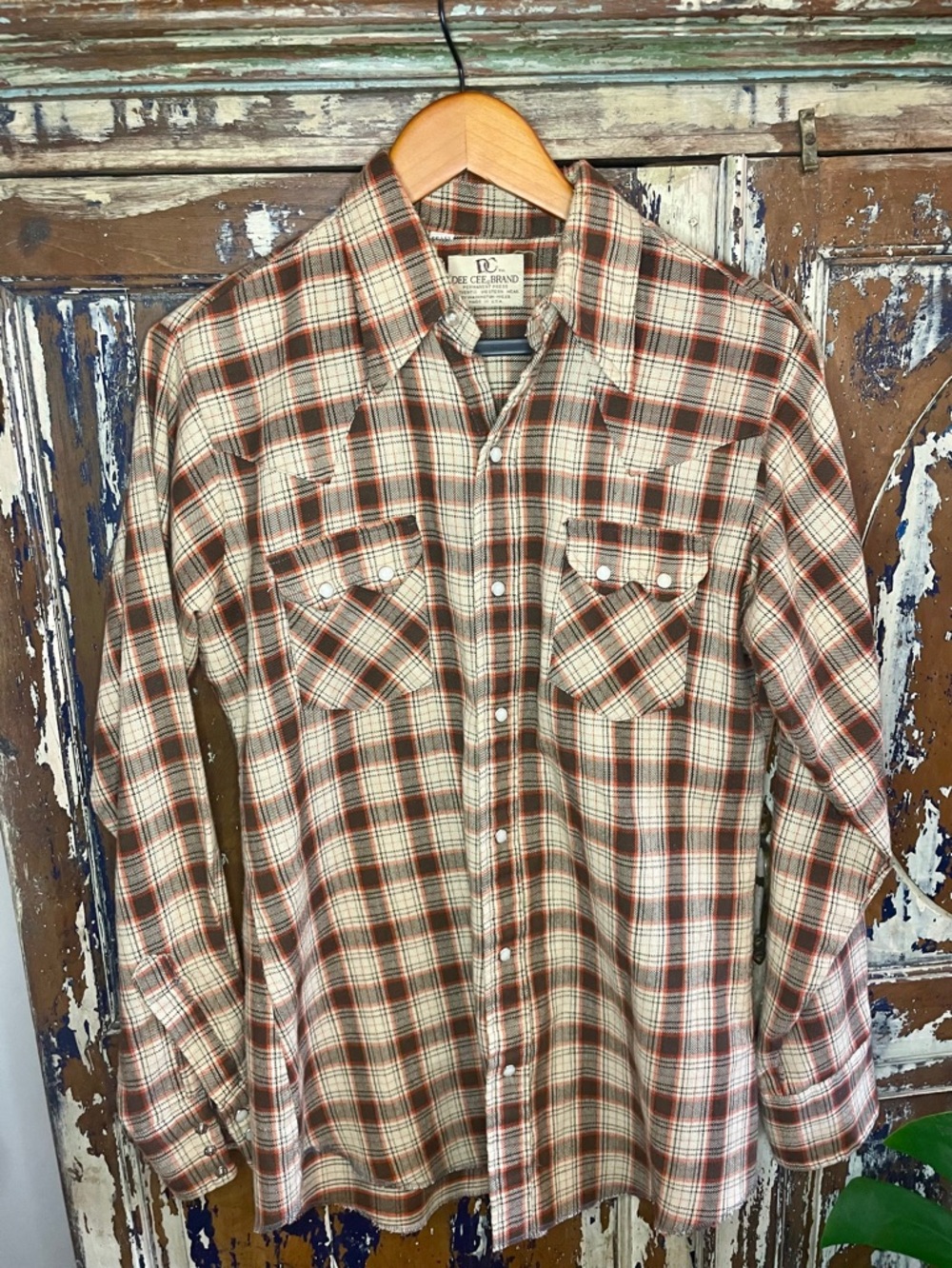 VTG Western Dee Cee Brand‎ long-sleeve plaid pearl snap shirt 35 15.5 Neck
